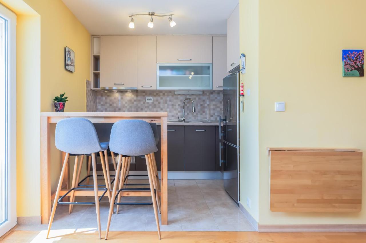 Yellow Duck - Center Apartment *